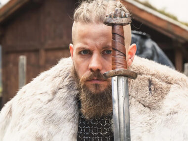 Ducktail beard style vikings