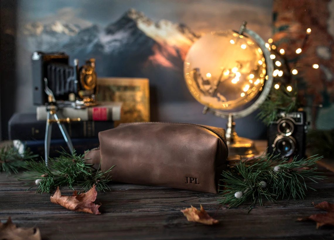 personalized leather dopp kit Valentine's day gift for him