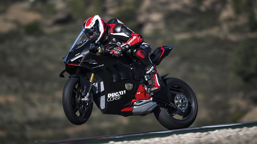 fastest motorcycles ducati panigale v4